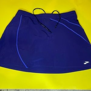 Medium Navy blue tennis skirt with built-in shorts
